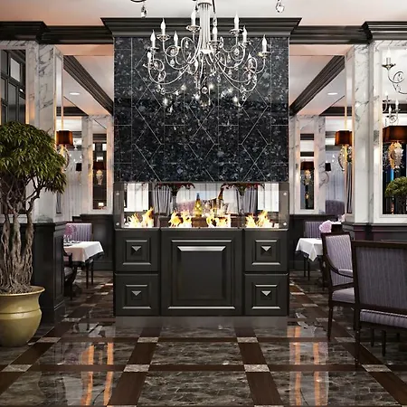 The Hotel Retlaw